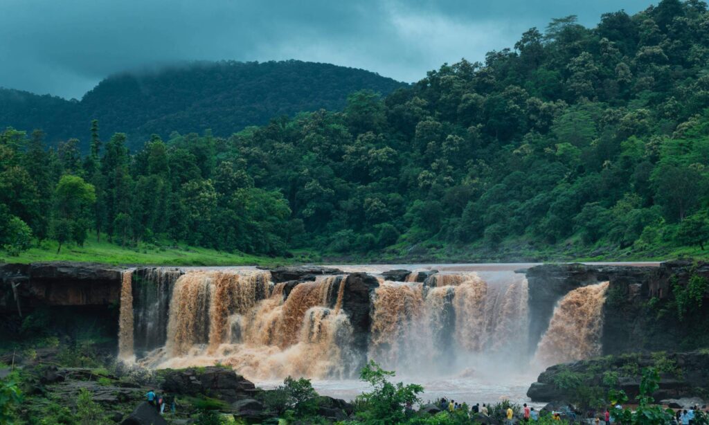 saputara water fall